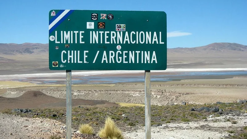 Chile ya no exigirá carnet de vacunación ni PCR a quienes ingresen al país